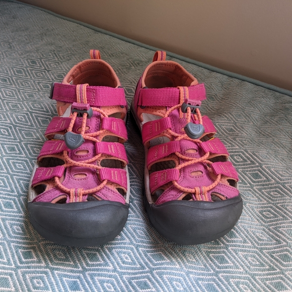 Keen Newport H2 Youth Sandals in Pink - Picture 4 of 13